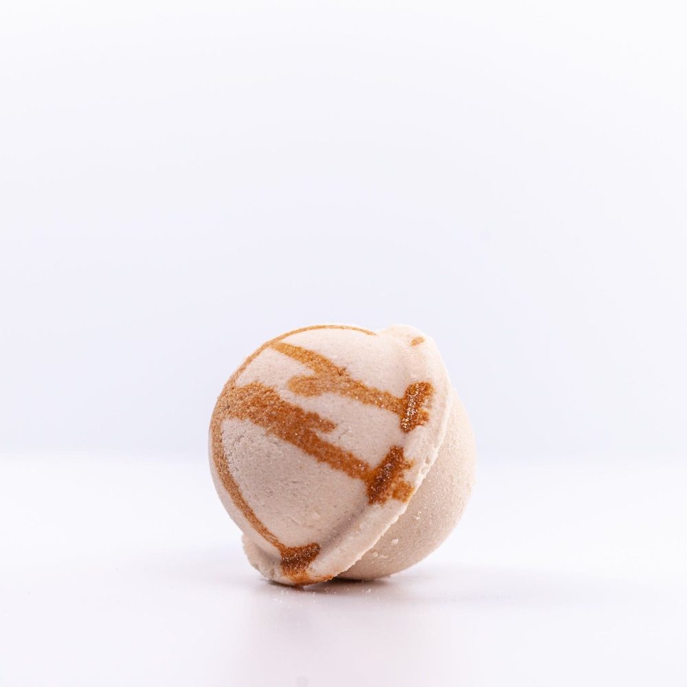 Oatmeal + Honey Bath Bomb - Image 6